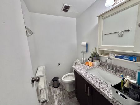 For Lease - 180 Markham Road Unit# 819, Toronto, Ontario - Photo 4