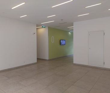NACHMIETERSUCHE (Fotos folgen in Kürze): Moderne Neubauwohnung dire... - Foto 1