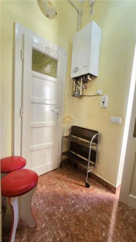Ultracentral | Apartament cu 2 camere - Etaj 1 - Photo 5