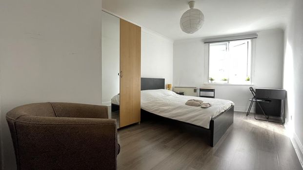 3 bedroom apartment to rent - Photo 1