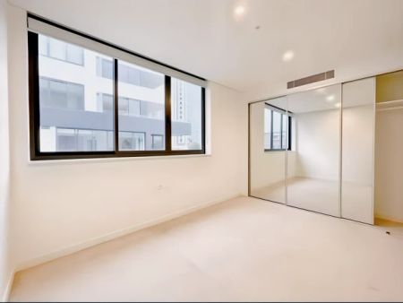 1 Freeman Rd, Sydney - Photo 2