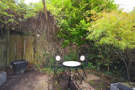 Studio to rent - Photo 5