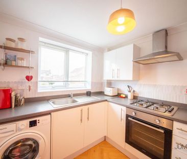 2 bedroom semi-detached house to rent - Photo 6