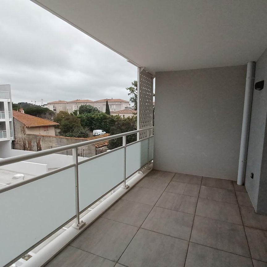 location Appartement T3 DE 62.98m² À ISTRES - Photo 1