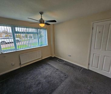 2 bedroom semi-detached house to rent - Photo 4