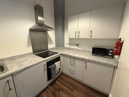 2 bedroom flat to rent - Photo 5