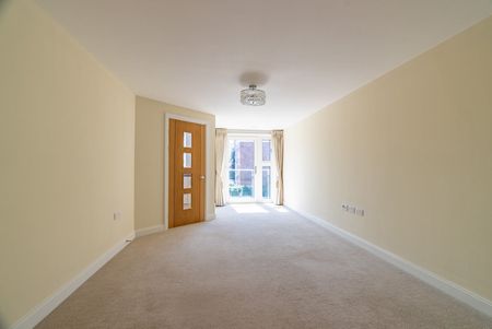 2 bedroom flat to rent, Available from 05/07/2024 - Photo 2