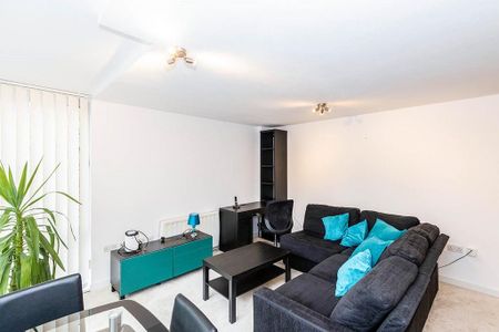 1 bedroom flat to rent - Photo 3
