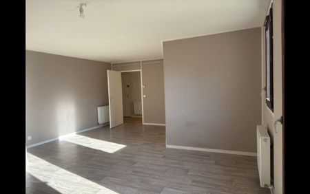 Location Appartement 3 pièces 86 m² La Châtre - Photo 3