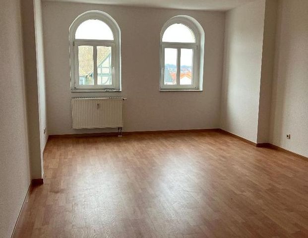 gemütliche 2-Raumwohnung im Dachgeschoss sucht neue Mieter - Foto 1