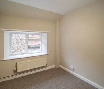 3 bedroom maisonette to rent - Photo 4