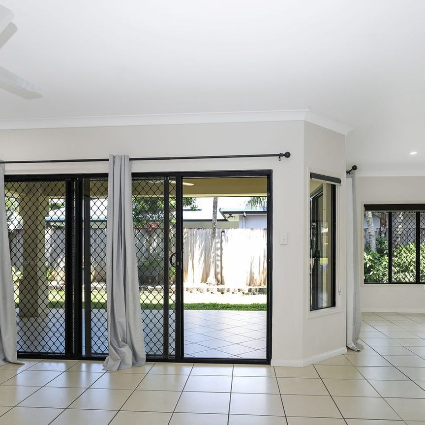 Edmonton home with side access and pool - Photo 1