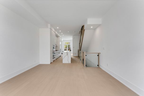 For Lease - 15 Lou Parsons Way Unit# 21, Mississauga, Ontario - Photo 1