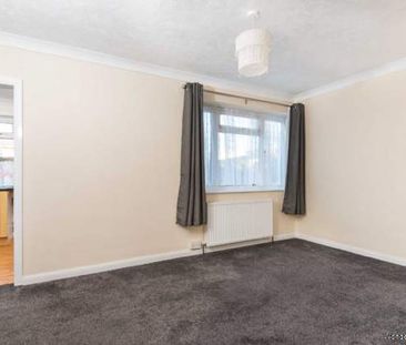 2 bedroom property to rent in Worthing - Photo 2