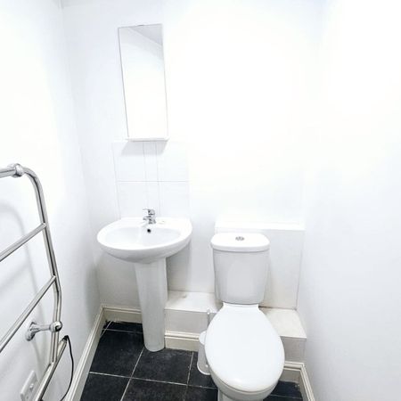 Bellevue Road, SOUTHAMPTON - Photo 4