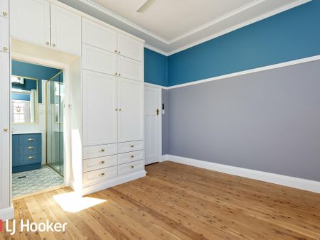 Stunning Fully Renovated 3-Bedroom Home for Rent! - Photo 3