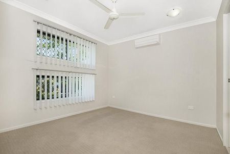 21 Izaro Cct, Burdell QLD 4818 - House For Rent | Domain - Photo 2