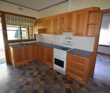 Love Living Here! - Photo 4