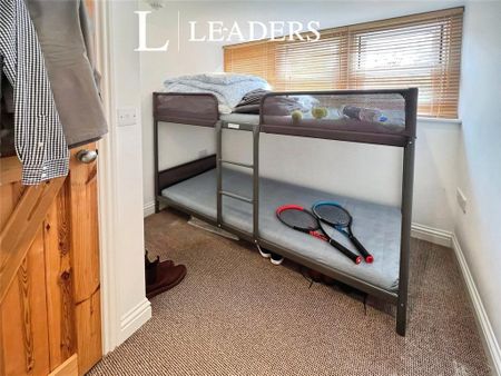 2 bedroom terraced house to rent - Photo 3