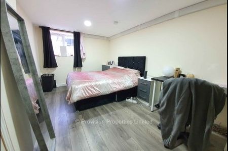 Properties for rent in Leeds - Photo 4