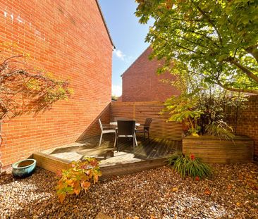 2 bedroom detached house to rent - Photo 3