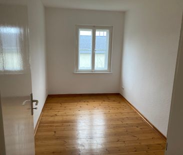 Schicke 3-Zimmer-Wohnung in beliebter Innenstadtlage // 1. OG links - Photo 2