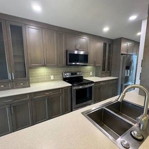 3 bedroom townhouse - heat and hot water included - Photo 2