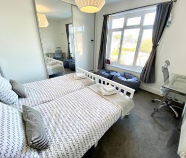 3 bedroom semi-detached house to rent - Photo 5