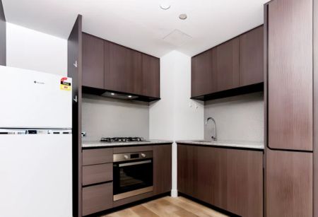 1 Bedroom*5615 - Photo 3