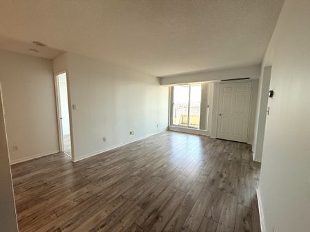 For Lease - 18 Hillcrest Avenue Unit# 2104, Toronto, Ontario - Photo 2