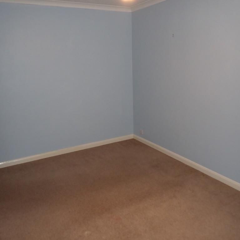 2 bedroom detached bungalow to rent - Photo 1