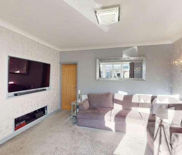 Tenby Avenue, Bolton, BL1 - Photo 1