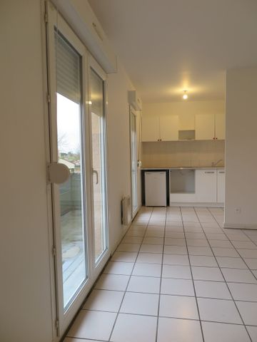 Location Appartement 2 pièces 47m² TOURNEFEUILLE 31170 - Photo 3