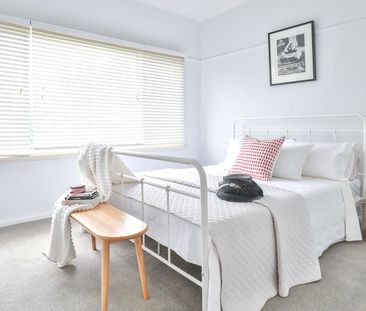 Three Bedroom House - Photo 5