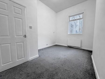 1 bedroom ground floor maisonette to rent - Photo 4