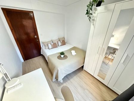 Carrer Murta, Valencia, Valencian Community 46020 - Photo 2