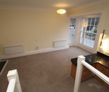 2 bed Flat for rent - Photo 1