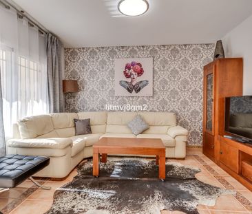 Townhouse in Calahonda - Photo 3