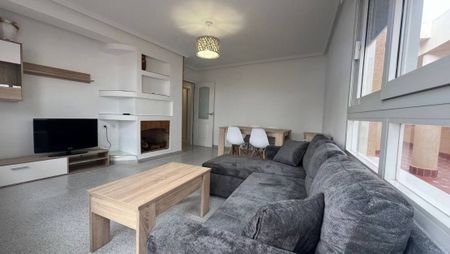 MODERN PENTHOUSE APARTMENT FOR LONG-TERM RENTAL IN TORREVIEJA - Photo 3