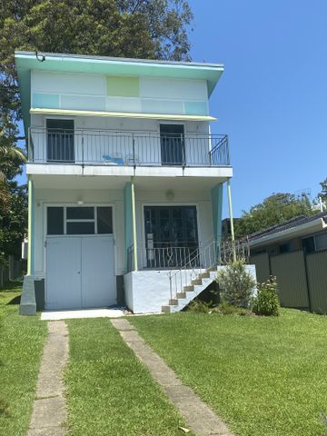 16 San Michele Street, Tugun QLD 4224 - House For Rent | Domain - Photo 2