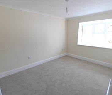 Market Street, Crewkerne - Photo 4