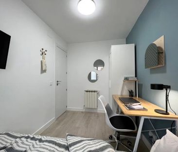 Calle de San Dacio, Madrid, Community of Madrid 28034 - Photo 2