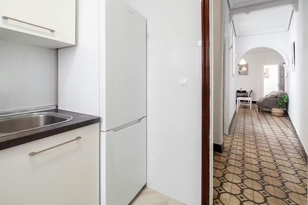 Calle Bustos Tavera, Sevilla, Andalusia 41003 - Photo 1