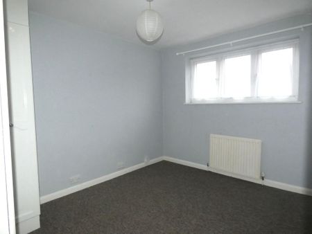 2 bedroom detached house to rent - Photo 3