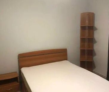Apartament cu 2 camere,zona Cornisa - Fotografie 2