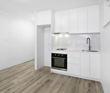 Absolute Beachfront Bliss in Vibrant Manly Inspect Now - 0401 352 885 - Photo 6