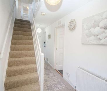 Huntly Avenue, Livingston, EH54 - Photo 4