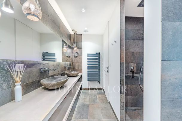 Maison à louer La Colle Sur Loup, Cote d'Azur, France15 000 EUR / Mois - Photo 1