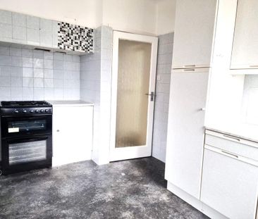 3 bedroom detached house to rent - Photo 4