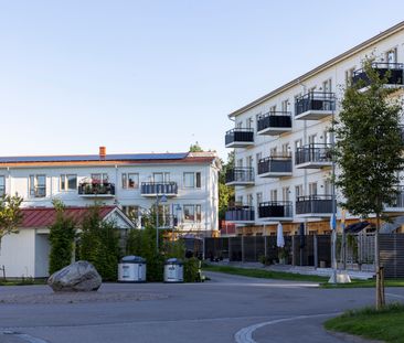 Gravensteinervägen, Trollhättan - Photo 3